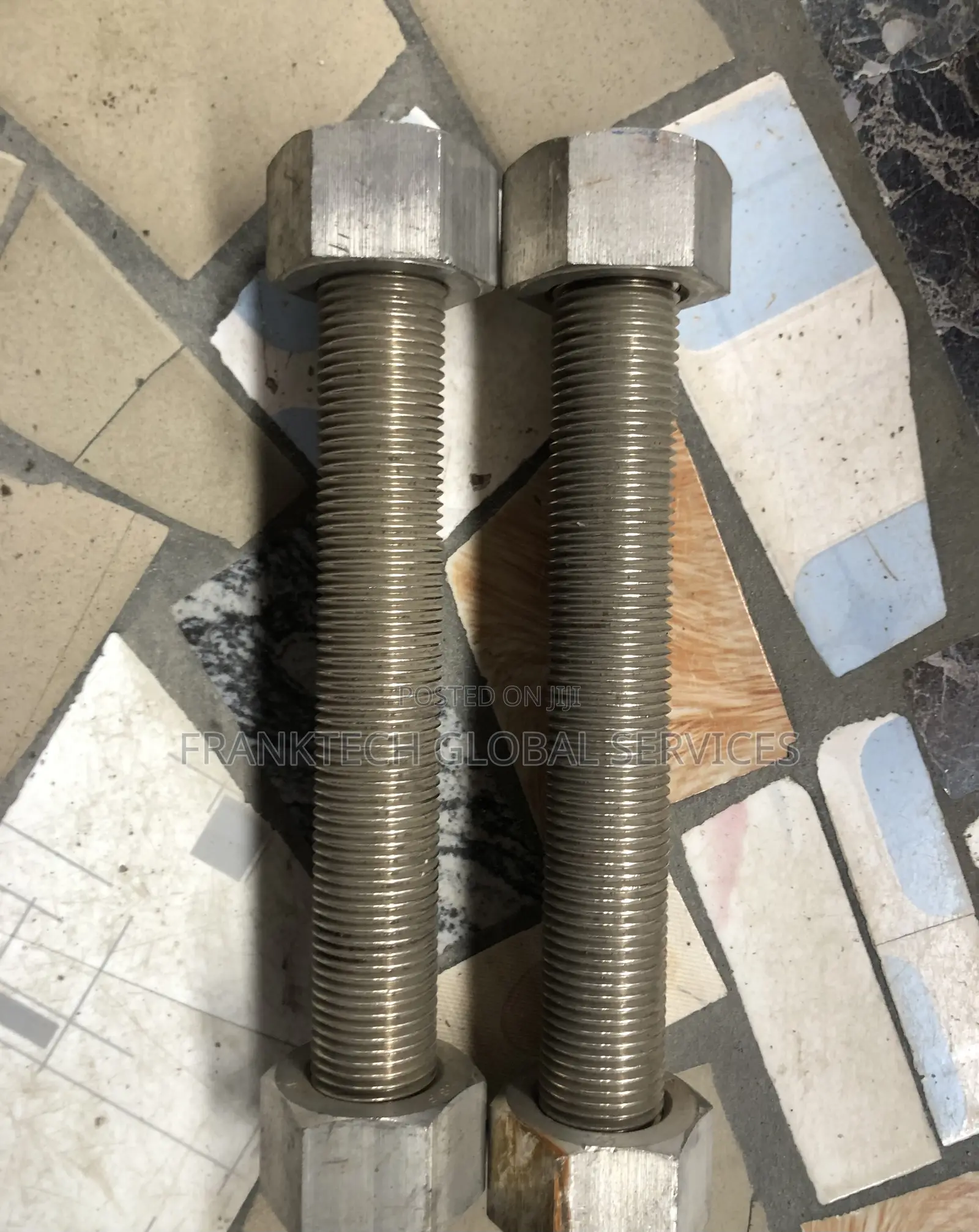 1.3/8x11 Stainless Stud Bolts