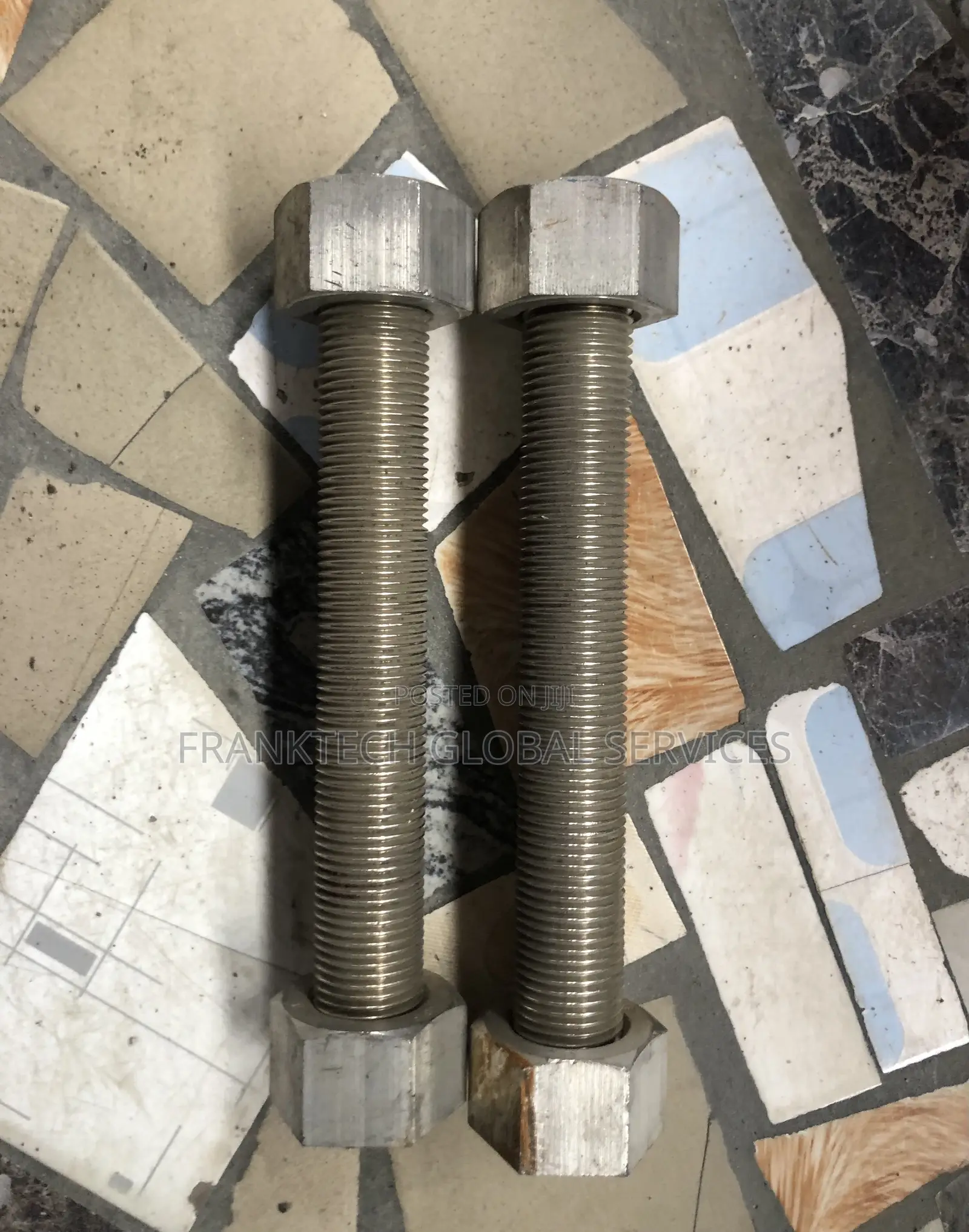 1.3/8x11 Stainless Stud Bolts
