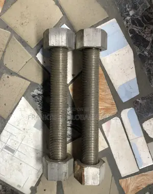 1.3/8x11 Stainless Stud Bolts