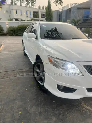 Toyota Camry 2010 White