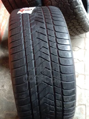 295/40r 21 Tokobo Tyre