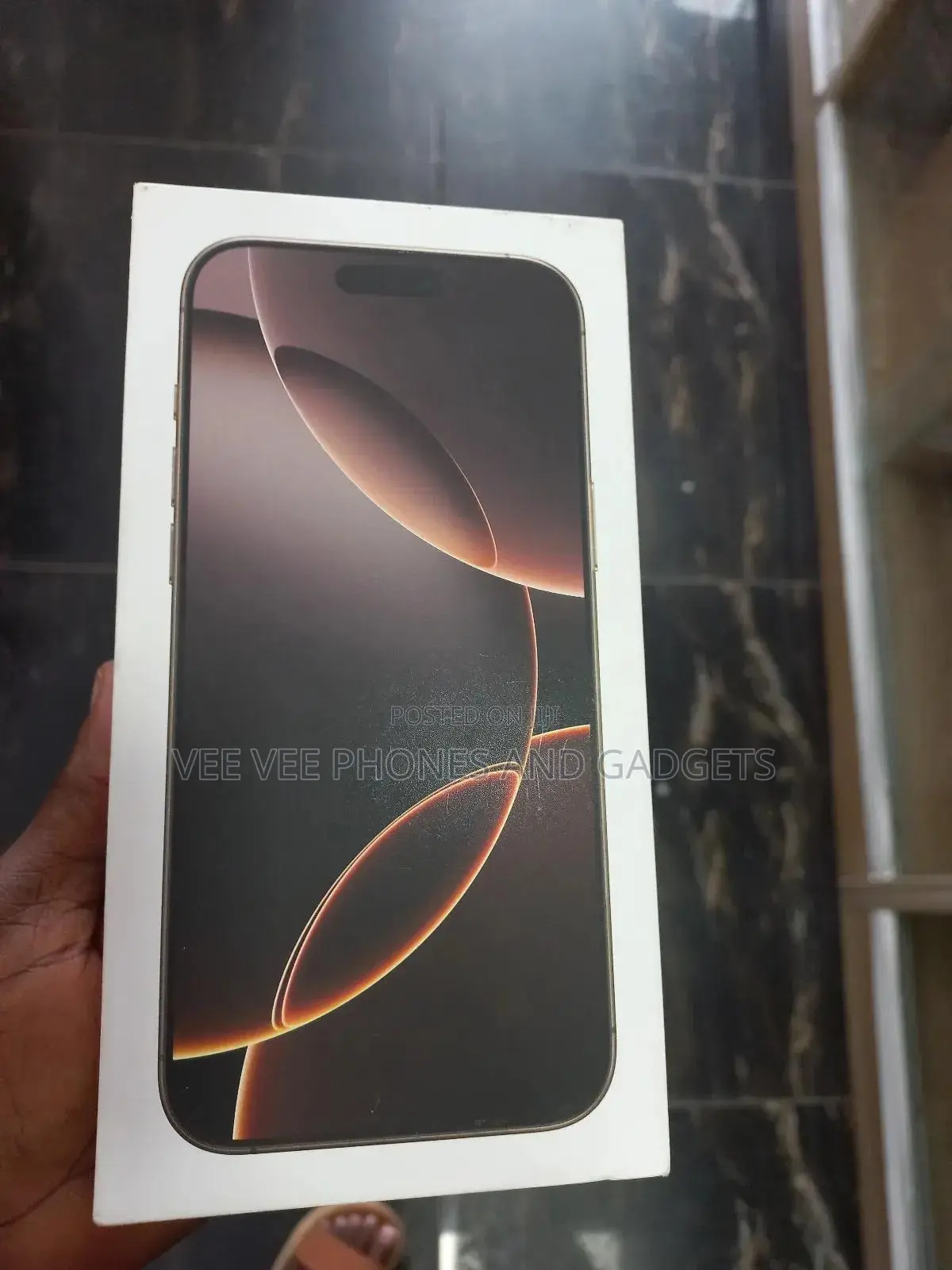 New Apple iPhone 16 Pro Max 256 GB Black