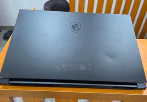 Laptop MSI GS66 Stealth 10SGS 32GB Intel Core I7 SSD 512GB