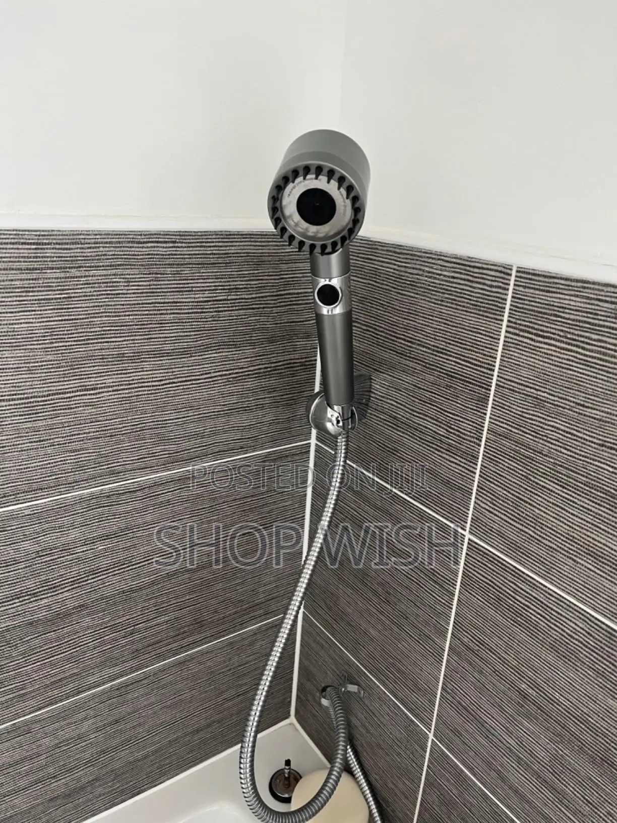 Showerhead With Multi Spray Settings