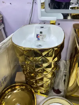 Stand Free Gold Wash Hand Basin
