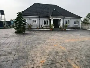 Furnished 4bdrm Bungalow in Eleyele for sale