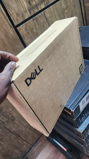 New Laptop Dell 64GB Intel Core Ultra 7 SSD 2T