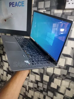 Laptop LG Gram 15.6 16GB Intel Core I7 SSD 512GB