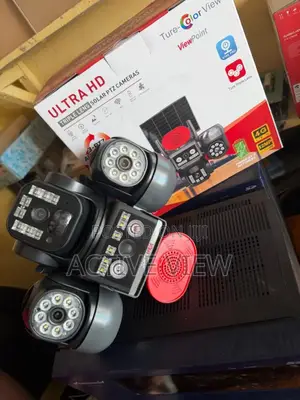 PTZ CCTV 3lens Solar Camera