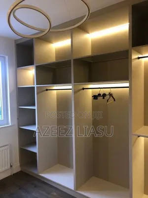 Closet Waldrobe