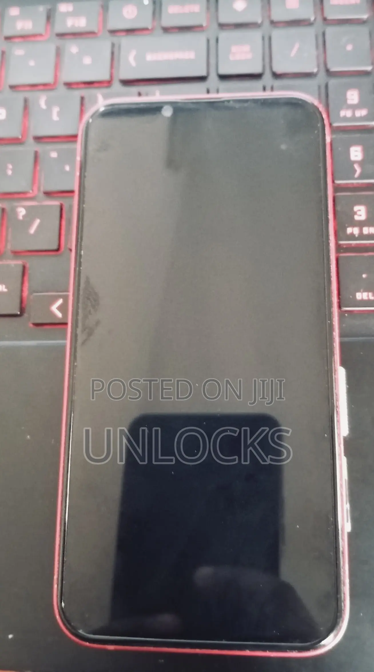 Apple iPhone 13 128 GB Red