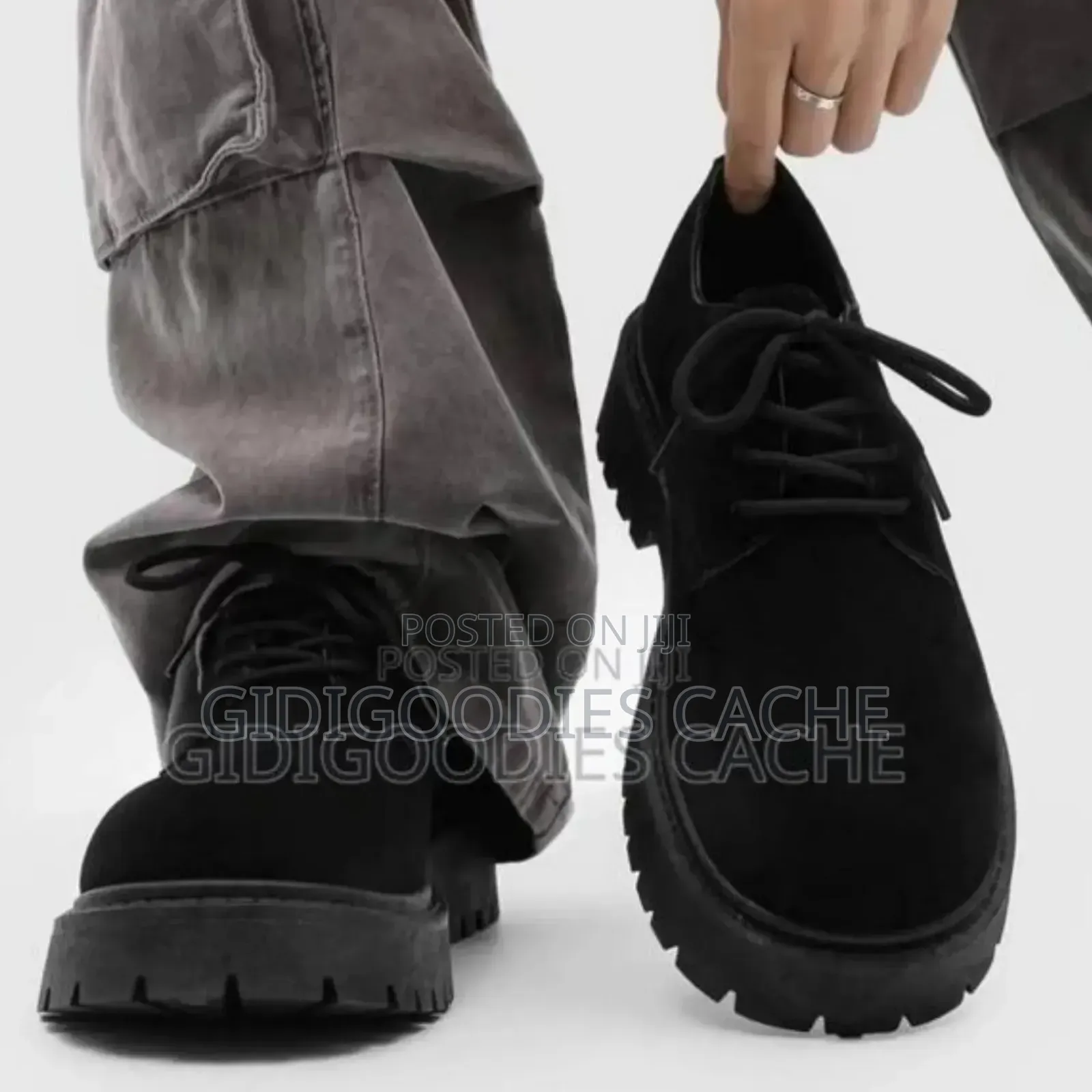 Trendy Suede Chunky Shoes