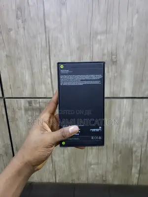New Apple iPhone 13 256 GB Blue