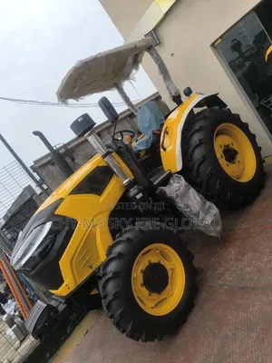 Multifunctional Tractor (4wd/110hp)