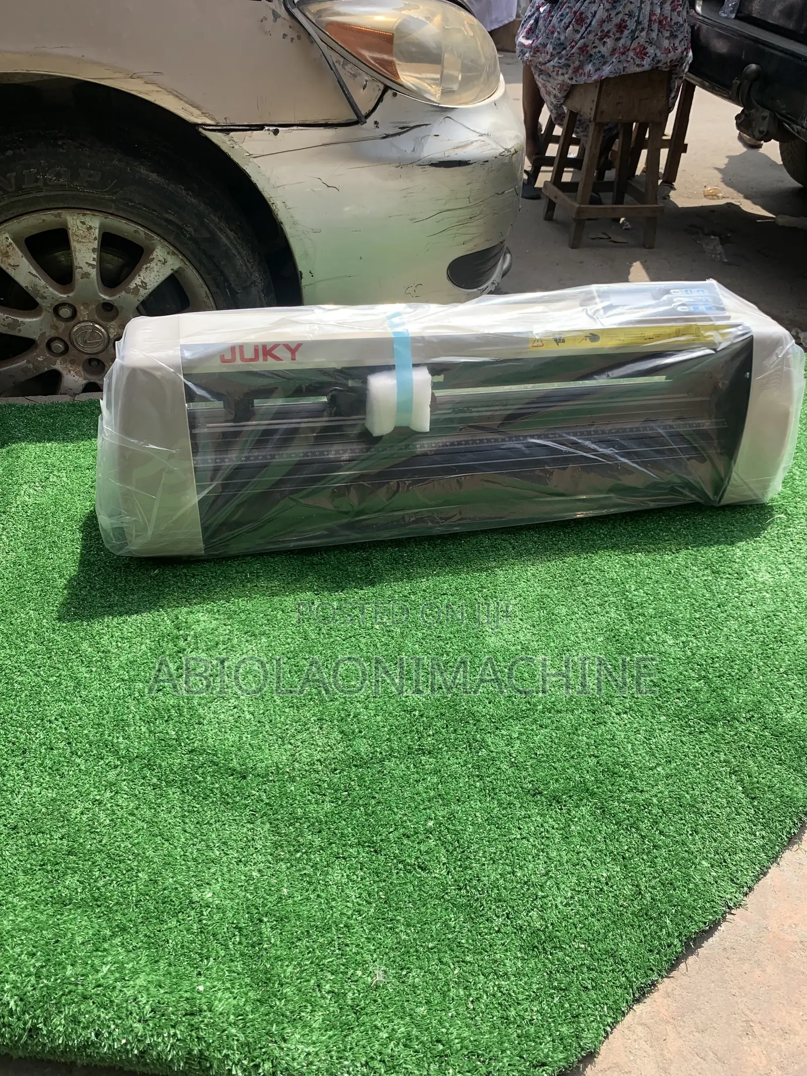 Juky 2ft Cutting Plotter (Vinyl Sticker Cutting Machine)