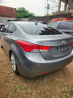Hyundai Elantra 2012 Gray