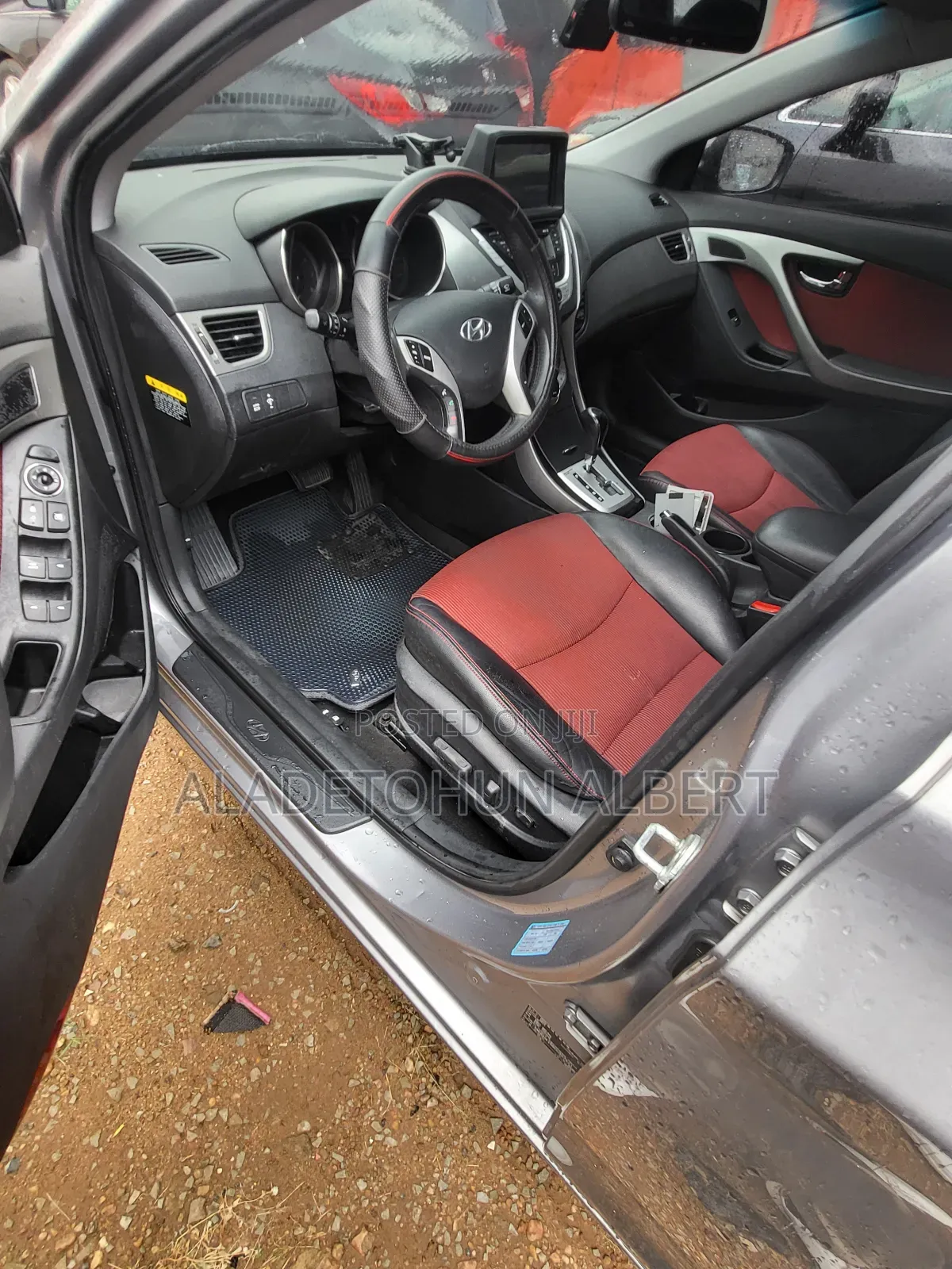 Hyundai Elantra 2012 Gray