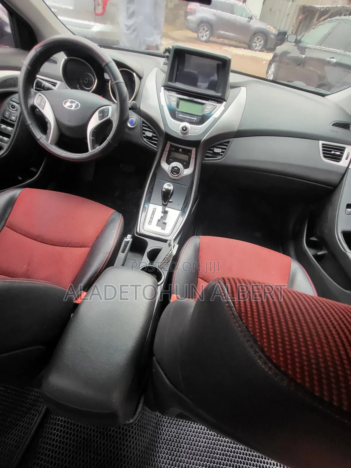 Hyundai Elantra 2012 Gray
