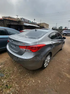 Hyundai Elantra 2012 Gray