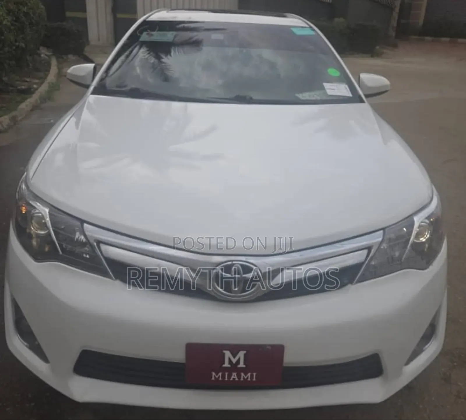 2013 Toyota Camry XLE V6 4dr Sedan (3.5L 6cyl 6A)