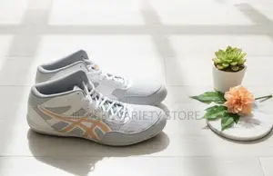 Original Asics Sneakers – Sports Running Shoes - Give Away Price