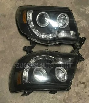 Set of Tacoma Headlight 2005 Yahoo Model