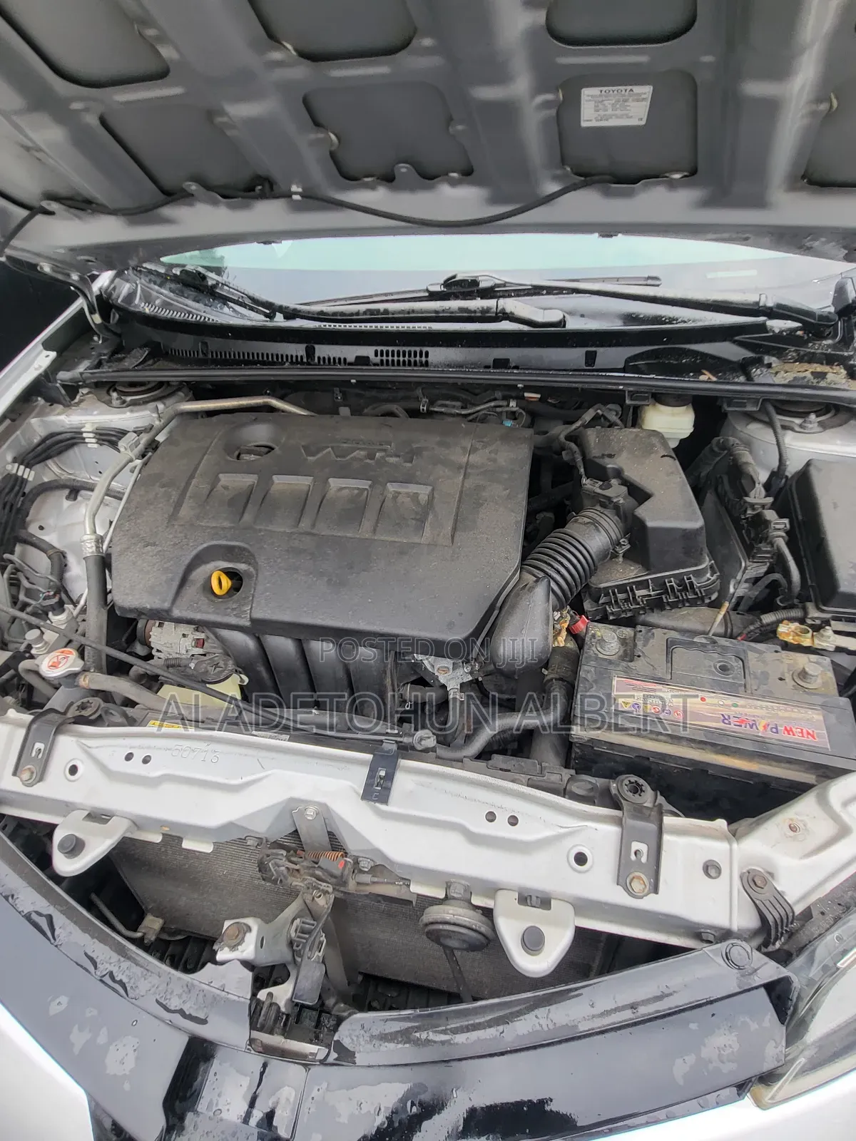 Toyota Corolla LE (1.8L 4cyl 2A) 2018 Silver