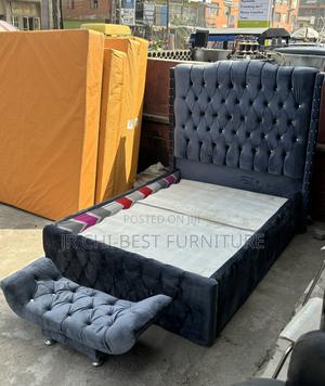 Affordable Tufted Great Quality 4.5 by 6 Padded Wooden Bedframe
