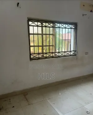1bdrm Shared Apartment in Ajiran Mews Estate, Agungi for rent