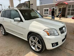 Mercedes-Benz GLK-Class 350 4MATIC 2011 White