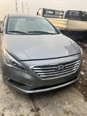 Hyundai Sonata Limited 2.0T 4dr Sedan (2.0L 4cyl Turbo 6A) 2015 Gray