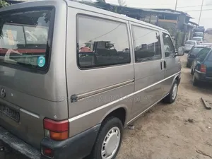 Volkswagen Transporter 2005 Grey