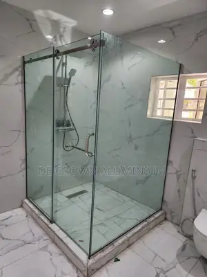 L-Shape Bathroom Shower Cubicle – 10mm Tempered Glass With Silver Acce