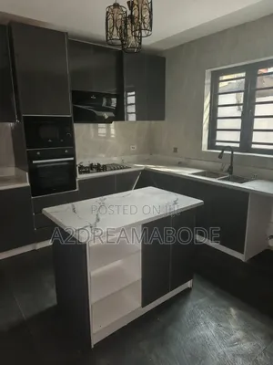 4bdrm Duplex in Adeniyi Jones, Ikeja for rent