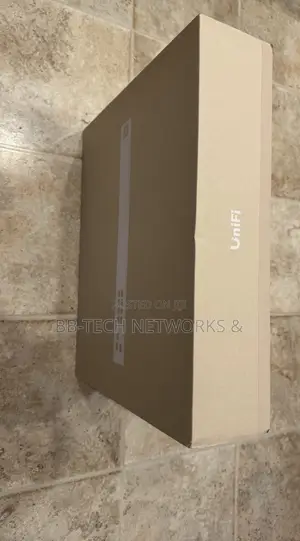 Ubiquiti Dream Machine Pro Max, 10g Cloud Gateway - Udm-Pro-Max