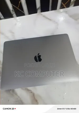 Laptop Apple MacBook Pro 2017 16GB Intel Core i5 SSD 256GB