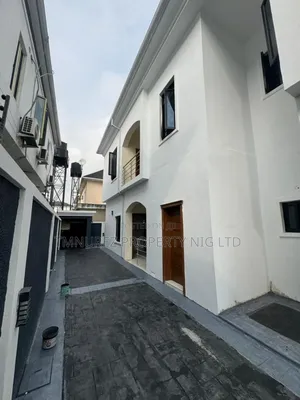 3bdrm Apartment in Chevron Estate for rent