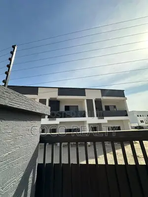 3bdrm Townhouse/Terrace in Life Camp for sale
