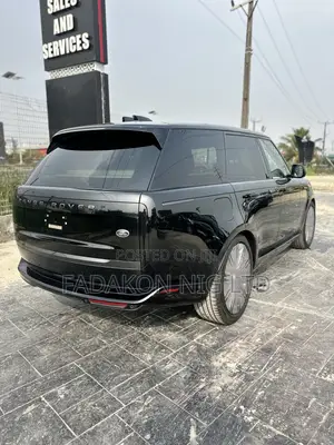 Land Rover Range Rover Vogue 2023 Black