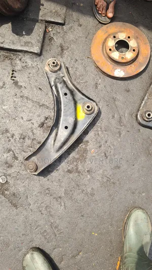 Lower Arms Nissan Juke 2014-2019