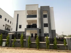 7bdrm Mansion in Kaura for sale
