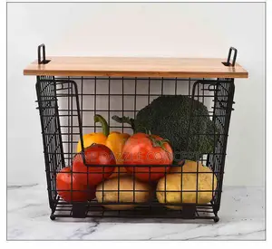 Vegetable Wrought Iron With Bamboo Lid