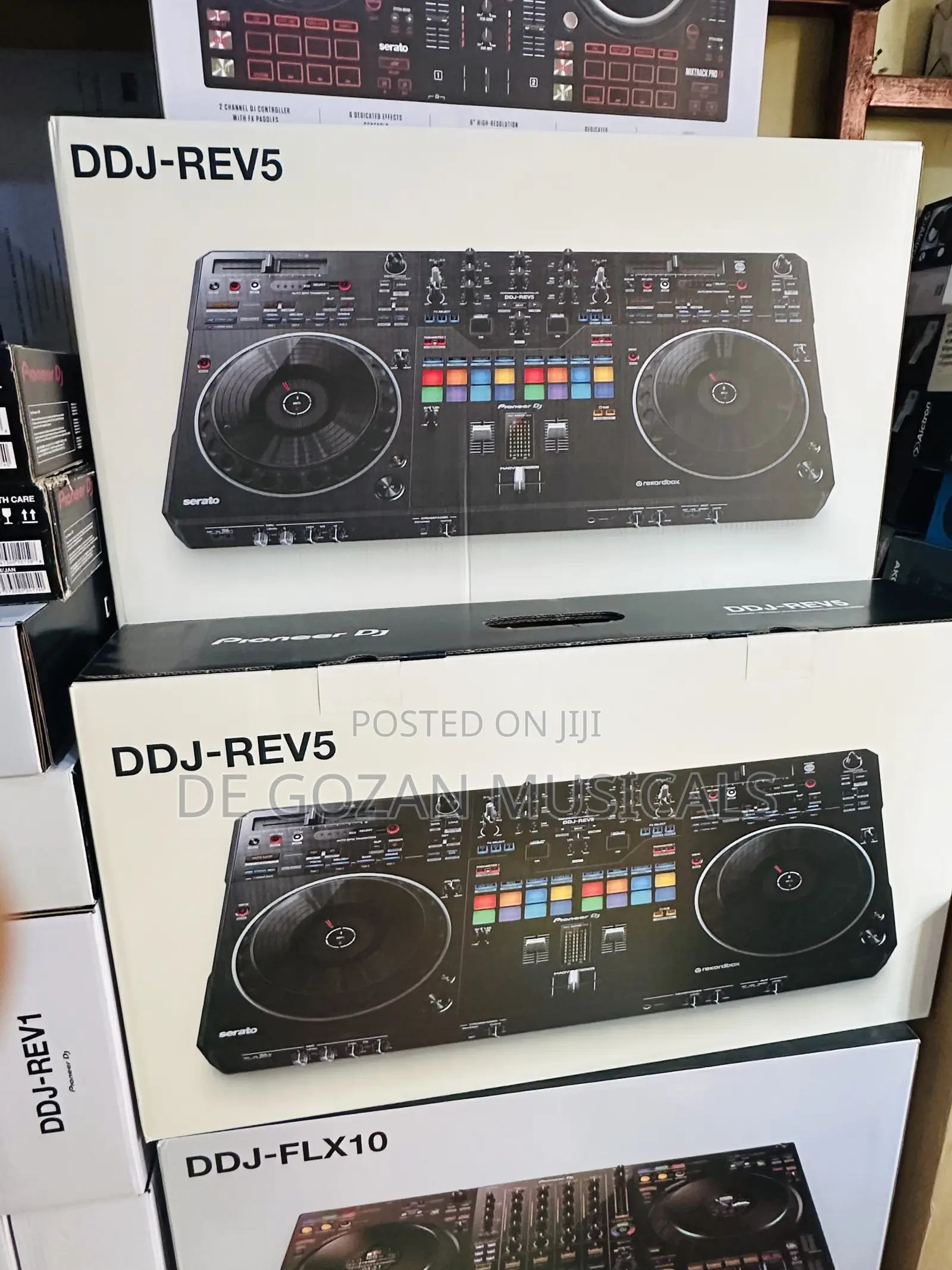 Pioneer DDJ -Rev 5 Controller in Ojo - Audio & Music Equipment, De ...