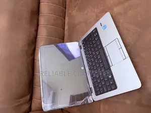 Laptop HP EliteBook 820 G2 8GB Intel Core I5 HDD 500GB