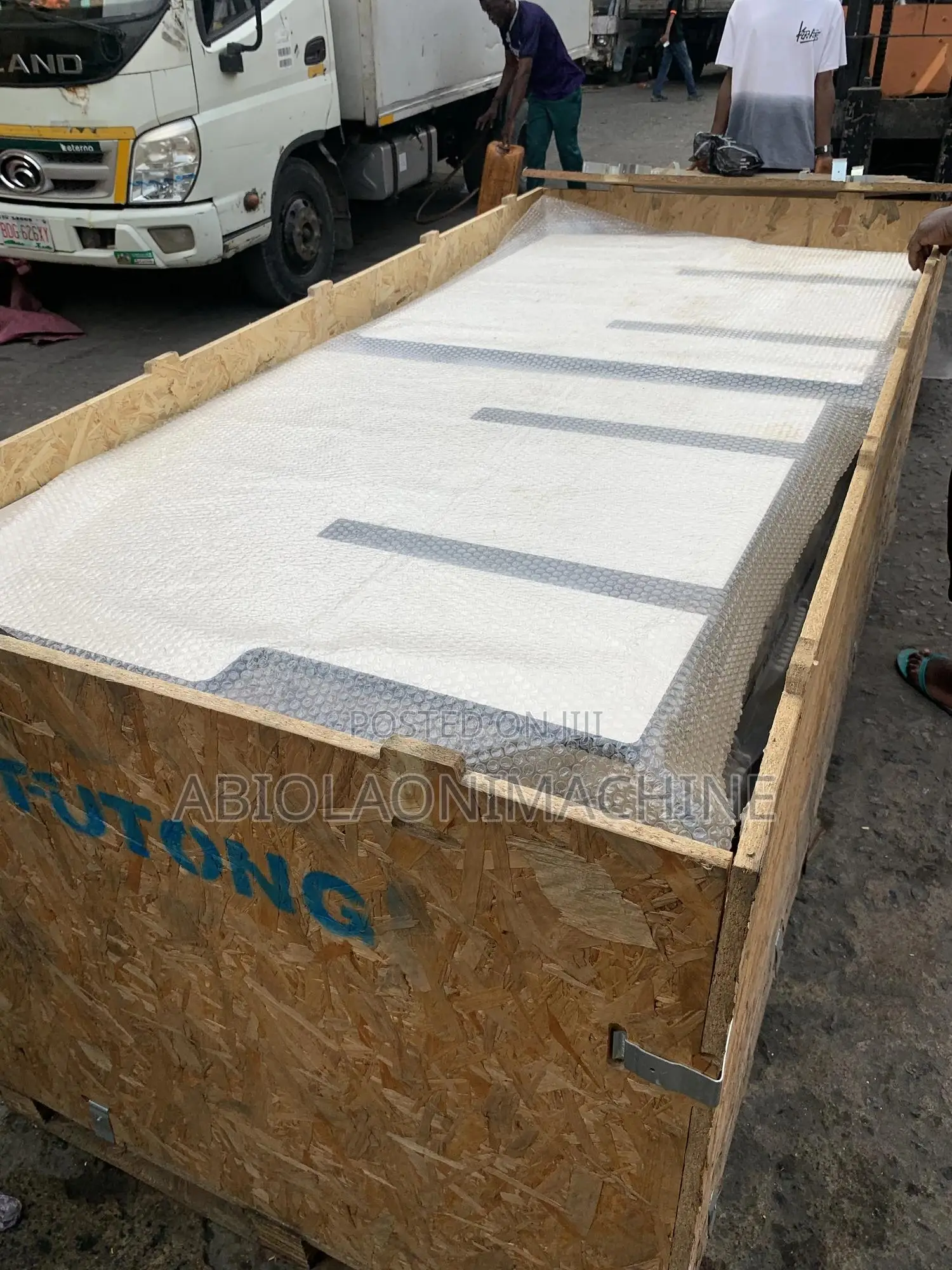Futong Four Head Computerized Monogram Embroidery Machine 400x400mm