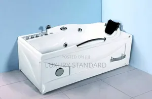 Single Jacuzzi White