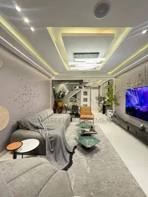 2 Bedroom Light House Maisonette*