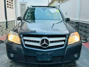 Mercedes-Benz GLK-Class 2010 Gray