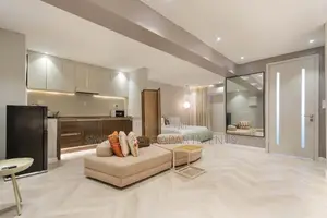 New Studio Apartment With Gym