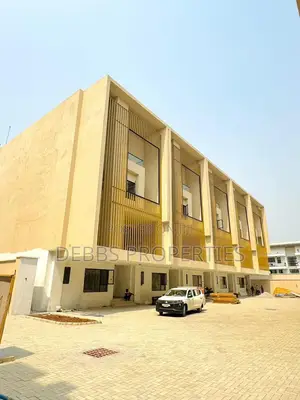 Furnished 5bdrm Townhouse/Terrace in Banana Island for sale